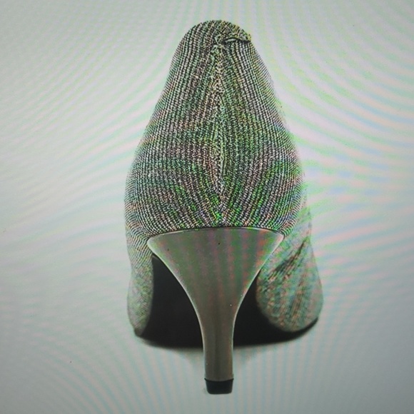 Karen Scott Classic Pumps (BRAND NEW!!!) - Picture 4 of 8